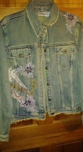 LN Beautiful Embroidered Beaded Jean Jacket!